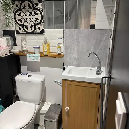 Maison Sur Jardin Piscine Avec Vue Sur Oranger Et Olivier Launaguet